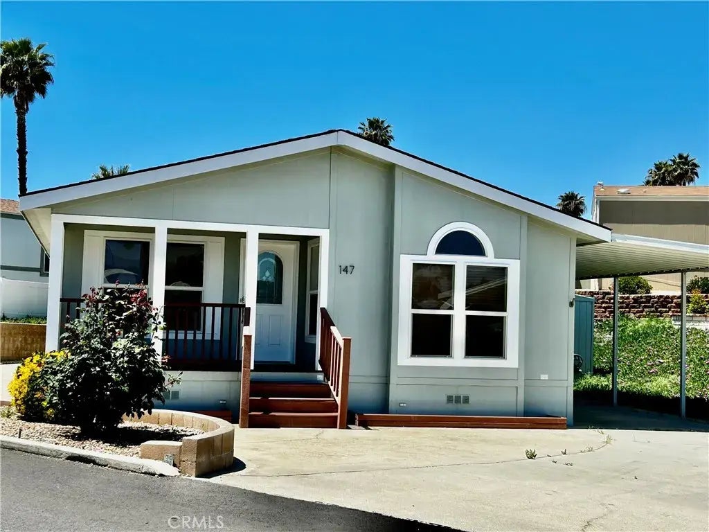 1536 S State St 147, Hemet