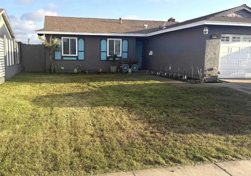 2635 Caulfield Drive, 