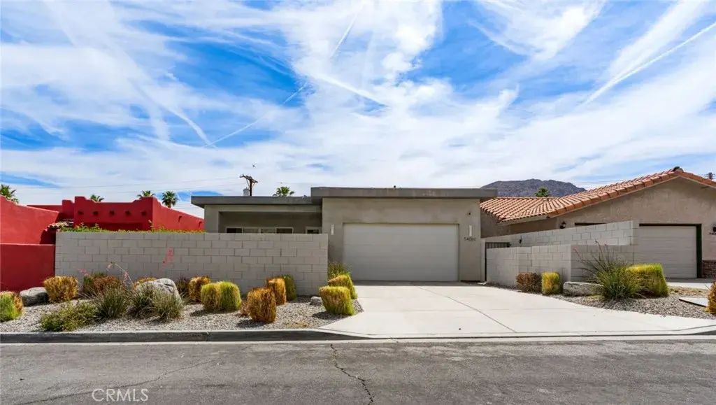 54060 Avenida Madero, La Quinta