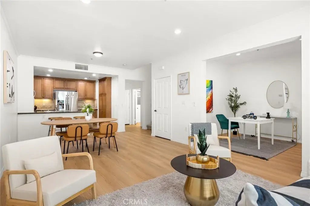 6020 Seabluff Drive 132, Playa Vista