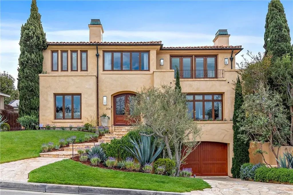 206 Driftwood Road, Corona Del Mar