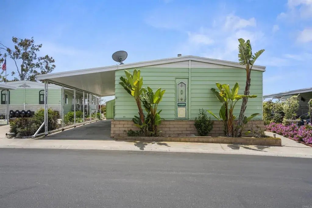 3340 Del Sol Blvd 21, 