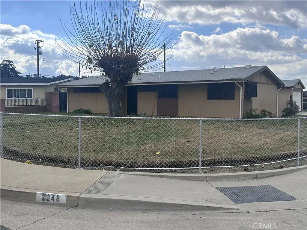 2248 Canterbury Avenue, Pomona