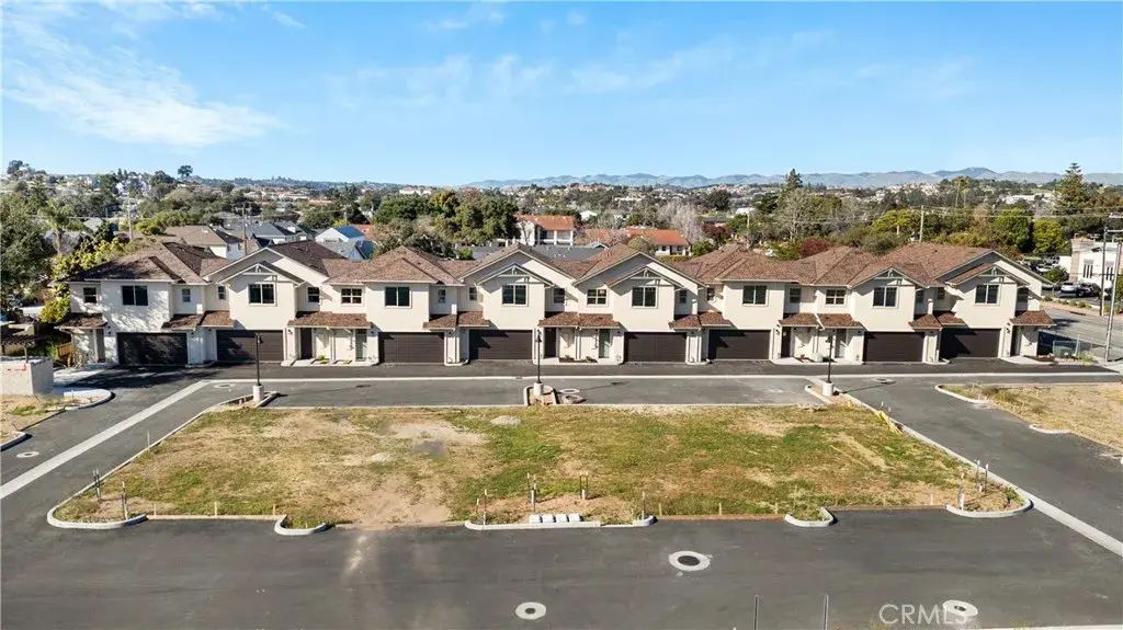 360 S Halcyon Road, Arroyo Grande