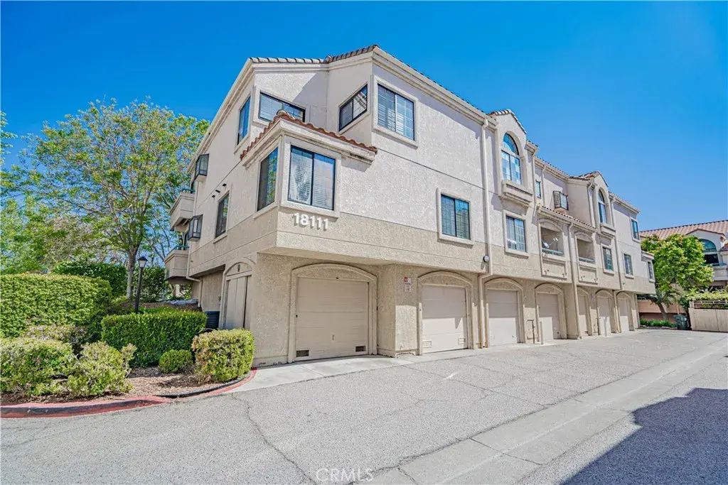 18111 Erik Court 445, Canyon Country