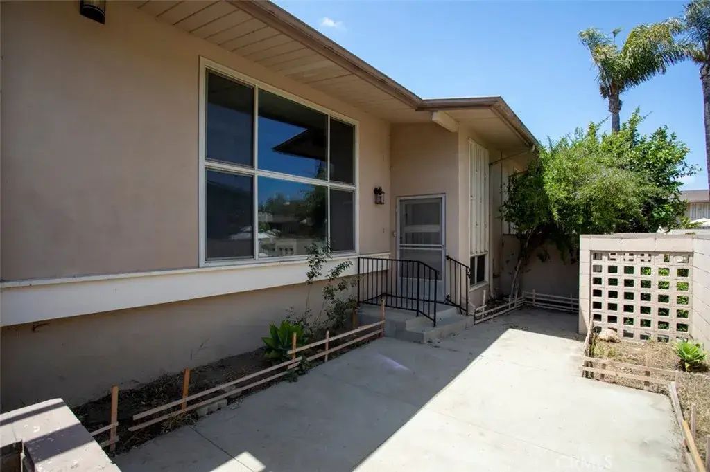 715 S Bradley Road 14, Santa Maria
