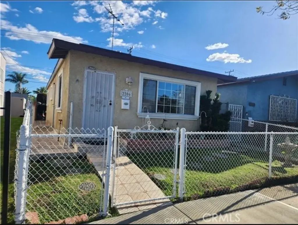 2206 Cowlin Avenue, Commerce