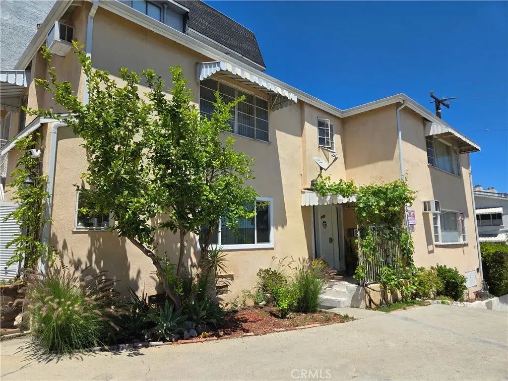 1125 N Clark Street B, West Hollywood