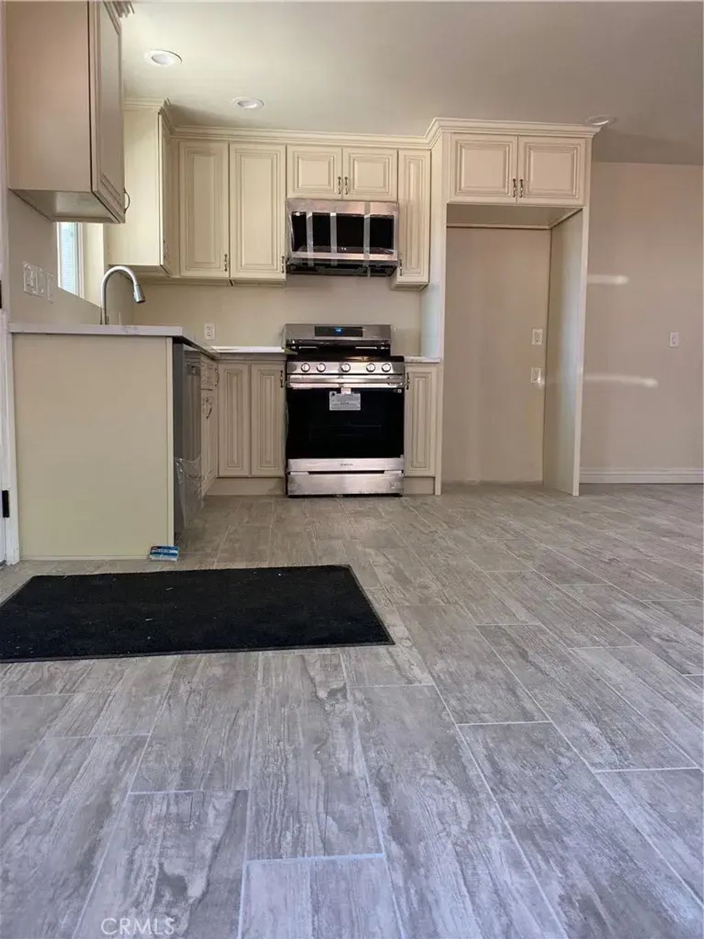 1727 W Santa Ana Boulevard, Santa Ana