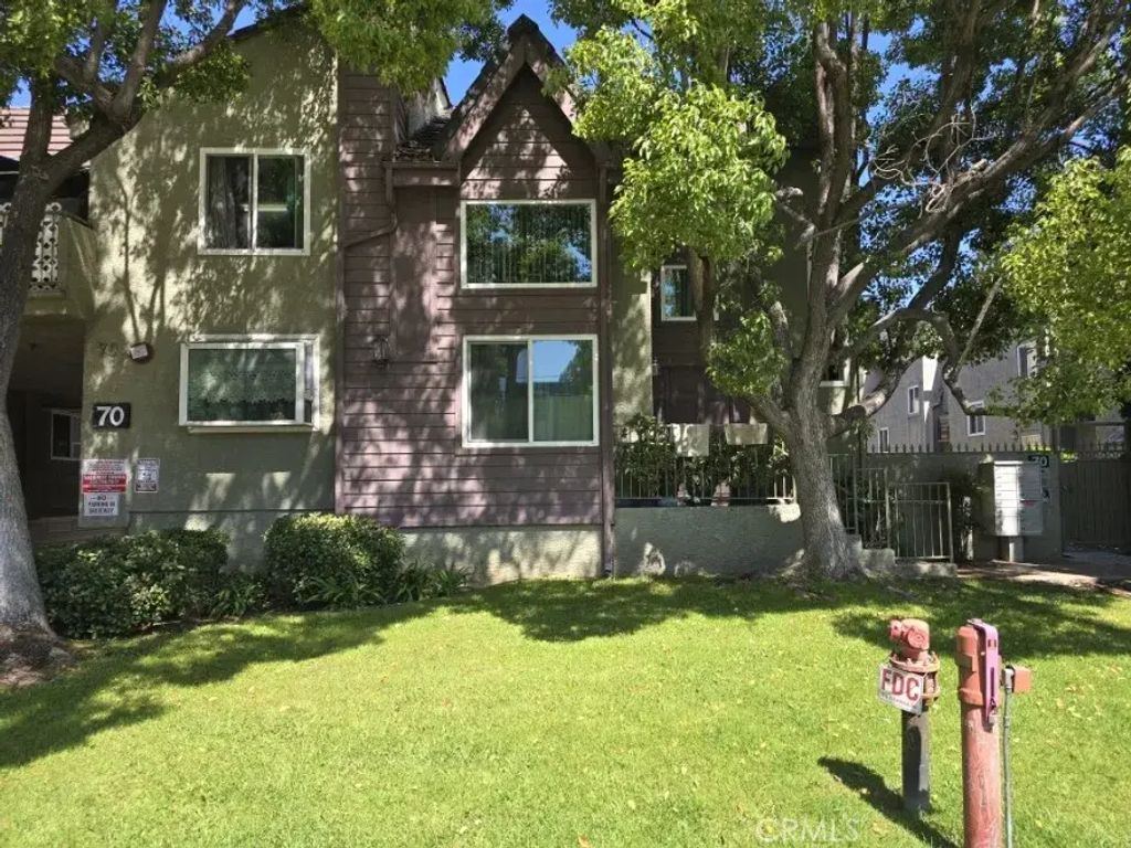 70 Harkness Avenue 4, Pasadena