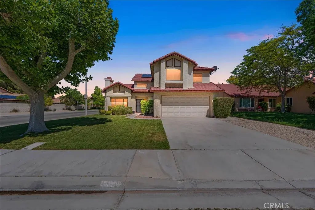 44202 Soft Avenue, Lancaster