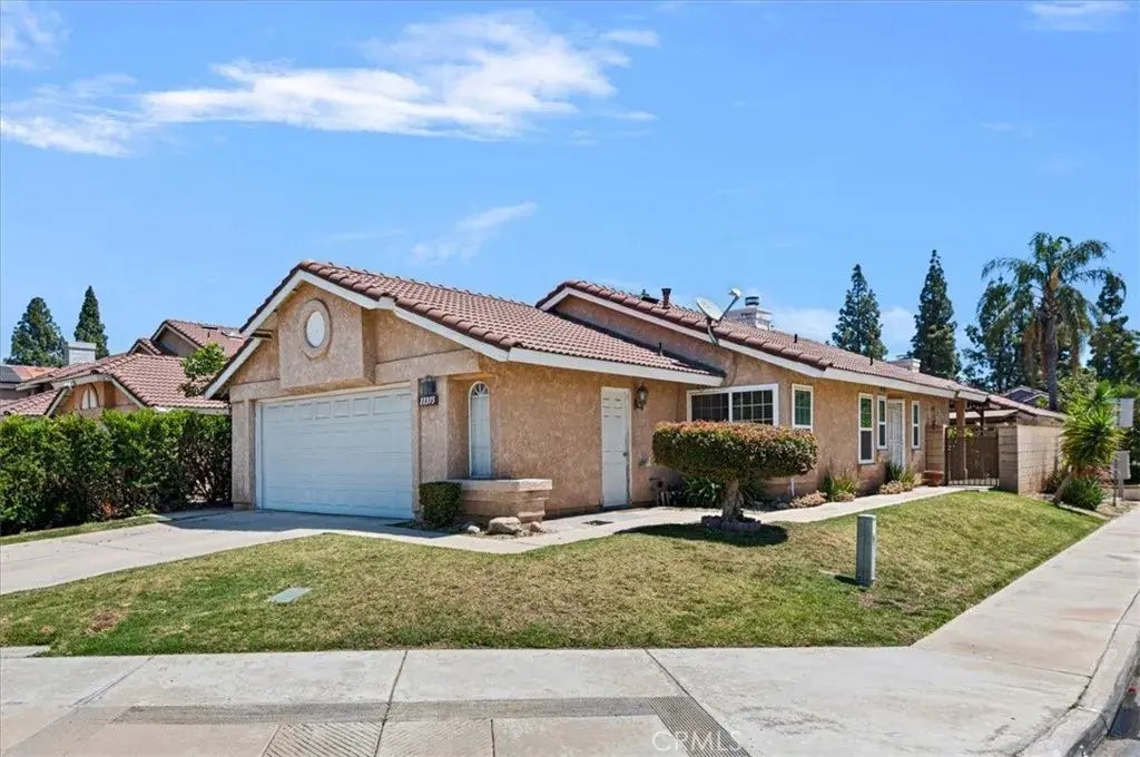 11375 Winery Dr., Fontana