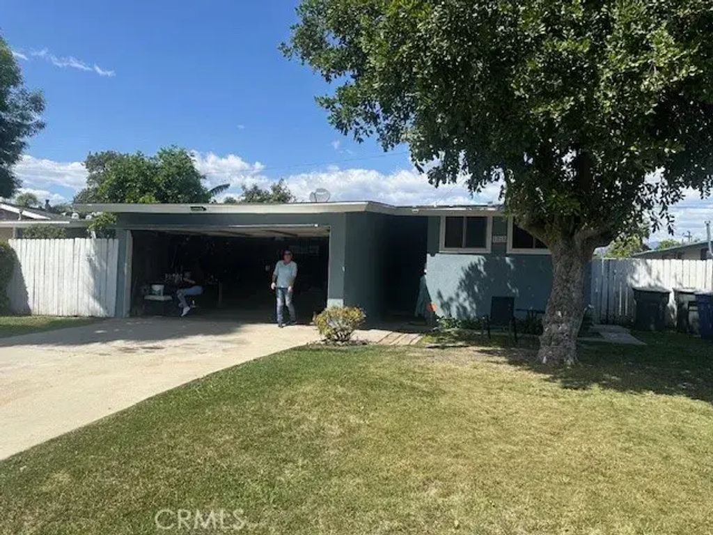 1815 W 9th Street, Pomona