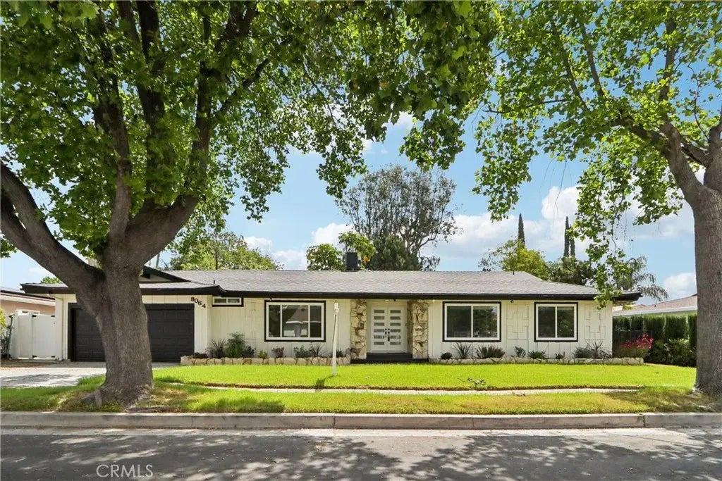 8064 Crosnoe Avenue, Panorama City