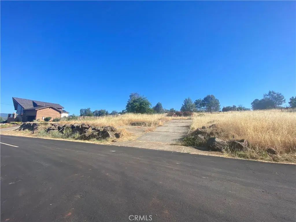 18350 Grizzly, Hidden Valley Lake