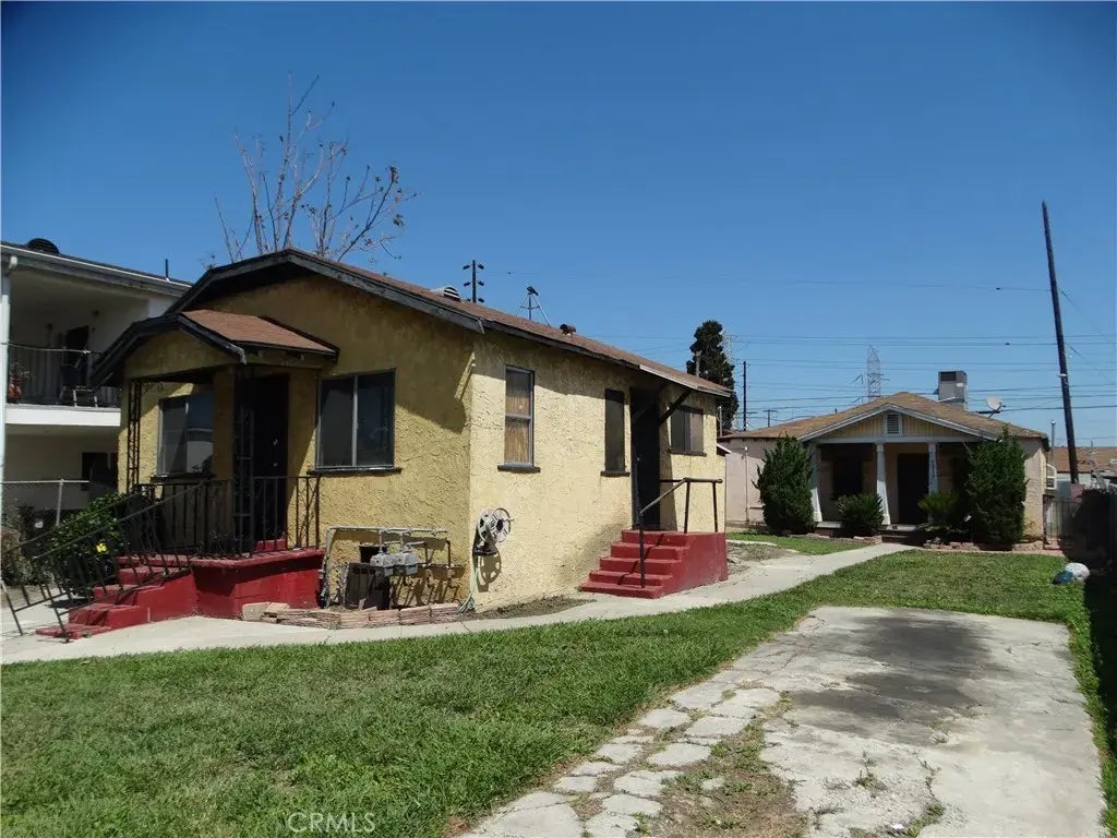 1217 E. 100th Street, Los Angeles