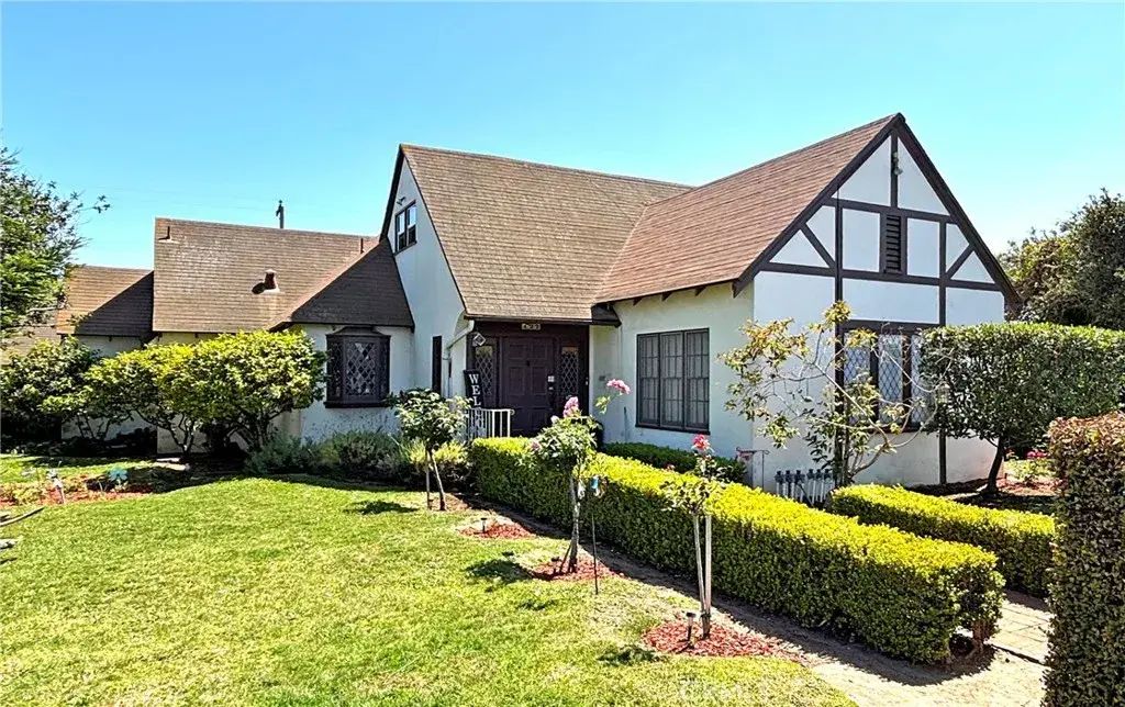 422 E Hermosa Street, Santa Maria