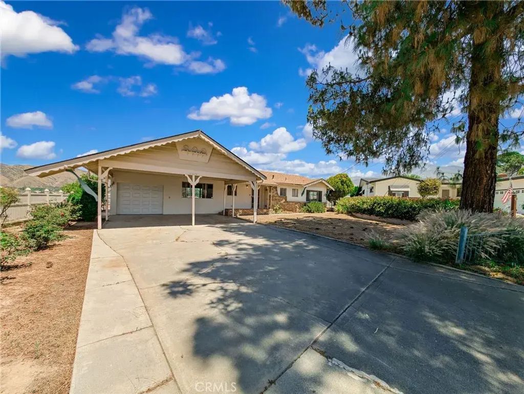 11674 Oak Lane, Yucaipa