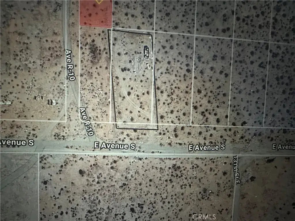 10 East Ave S, Sun Village