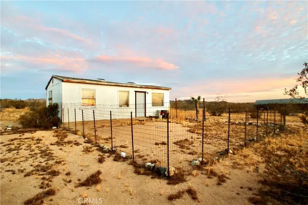177 Cherokee Trail, Yucca Valley