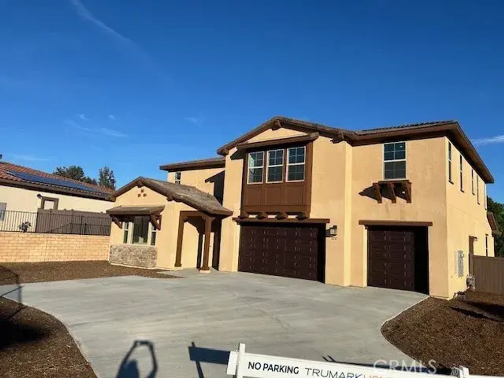 1351 Amanda Glen South, Escondido