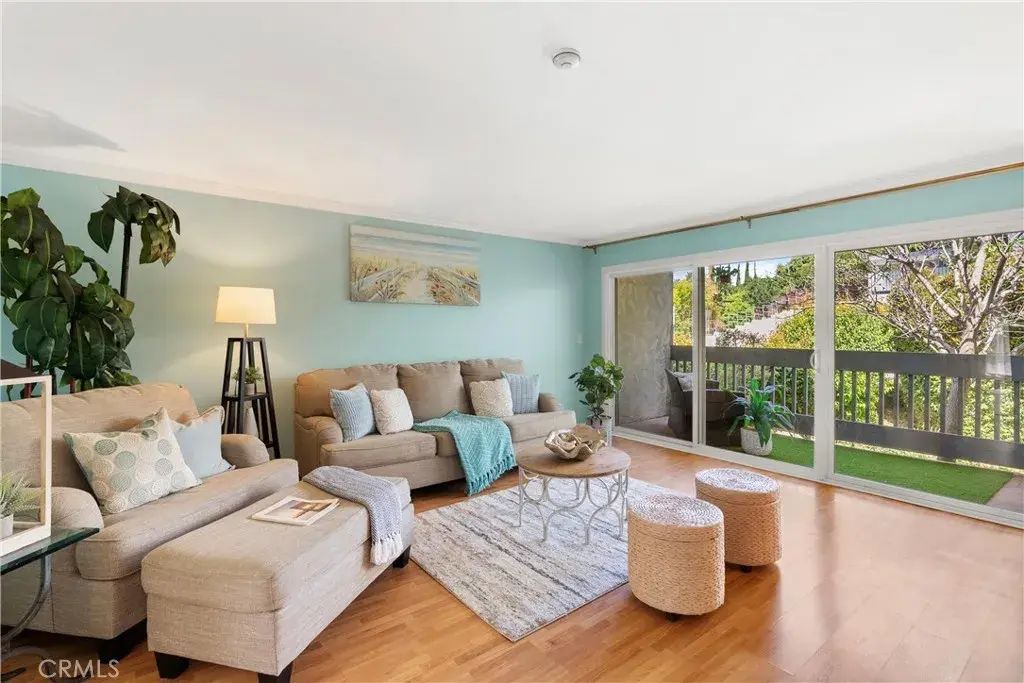 810 Camino Real 104, Redondo Beach