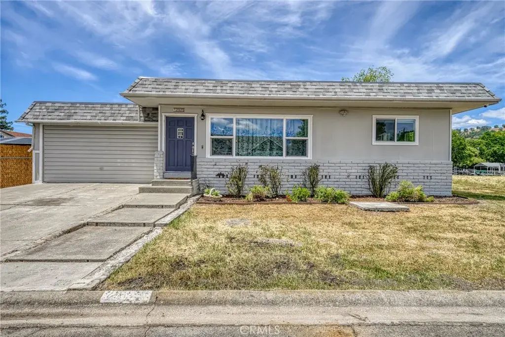 12929 Lakeland Street, Clearlake Oaks