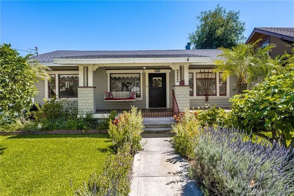 528 E Palmyra Avenue, Orange