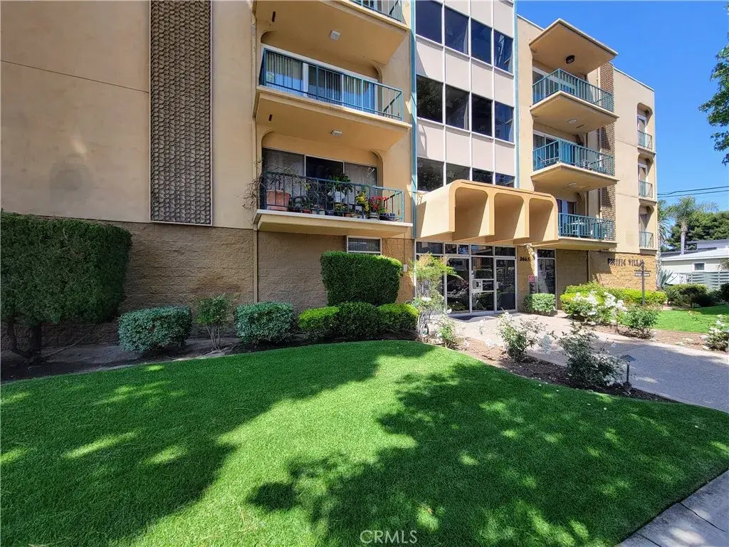 3665 E 1st Street 301, Long Beach