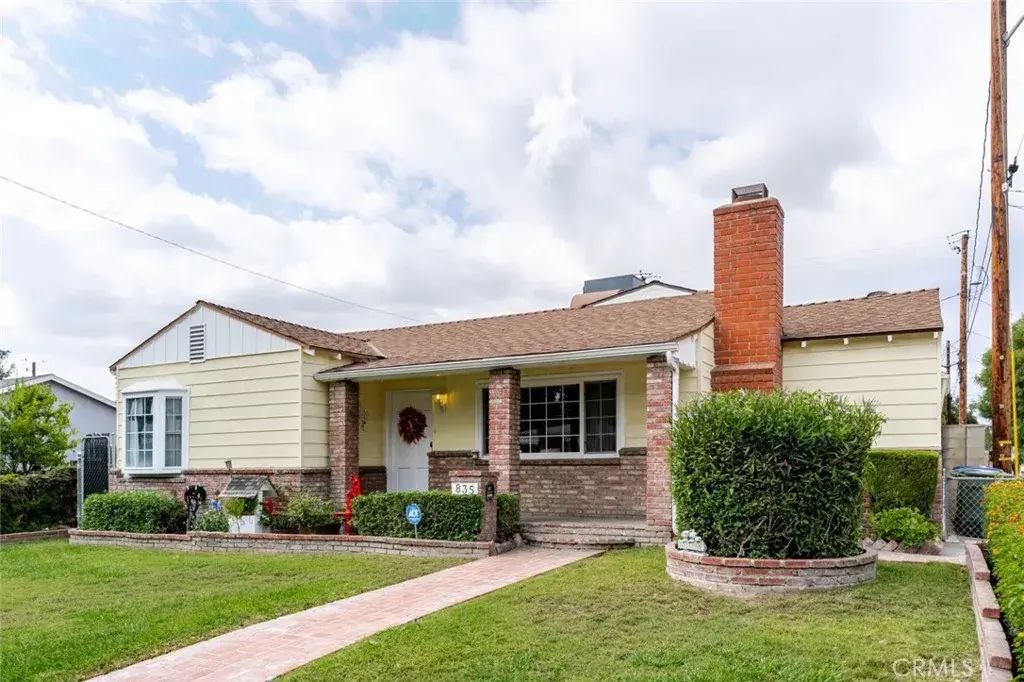 835 N Lincoln Street, Burbank