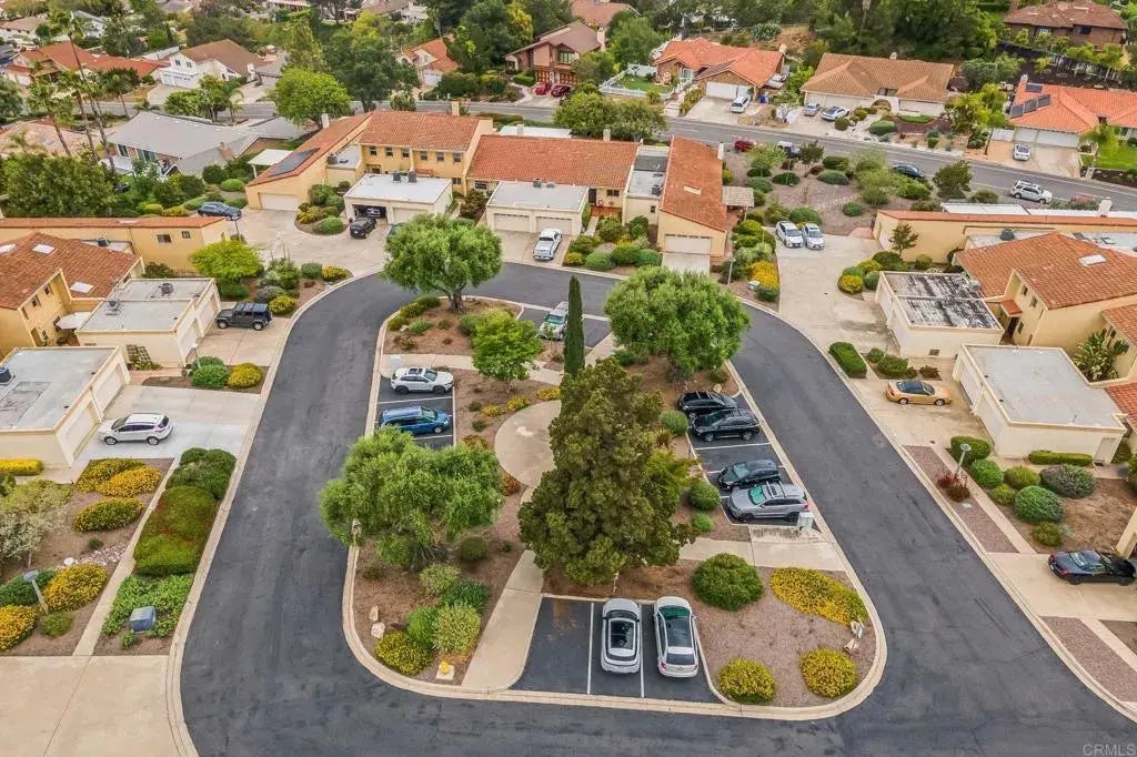 13426 The Square, Poway