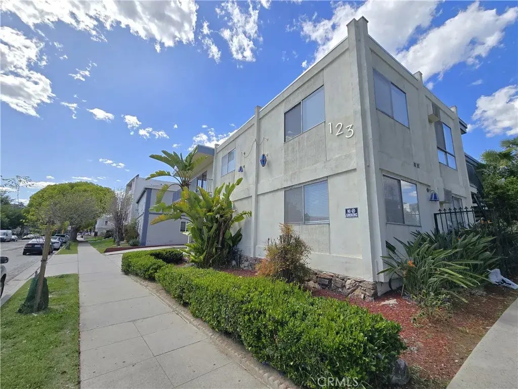 123 W Lomita Avenue 9, Glendale