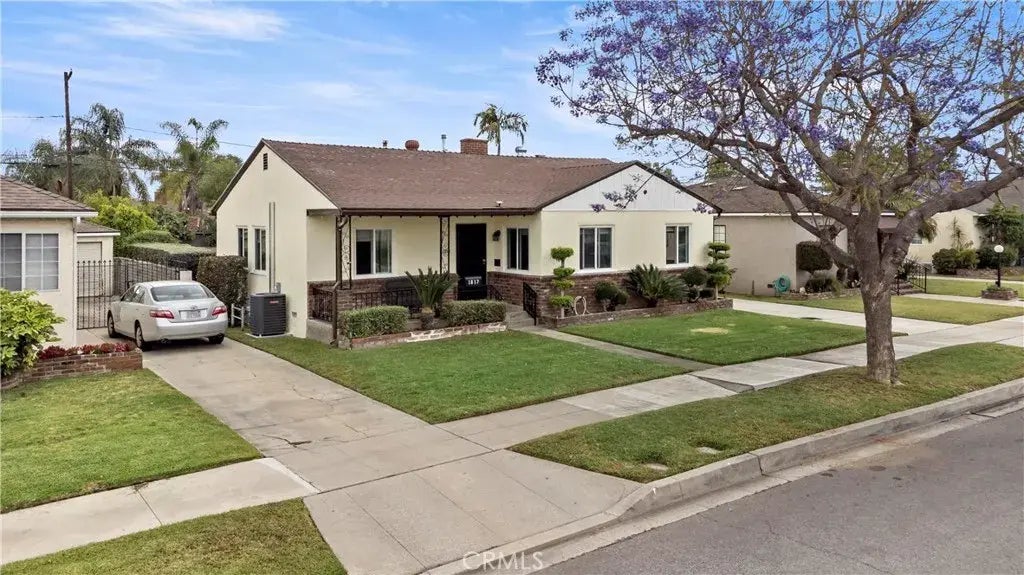 1812 S Granada Avenue, Alhambra