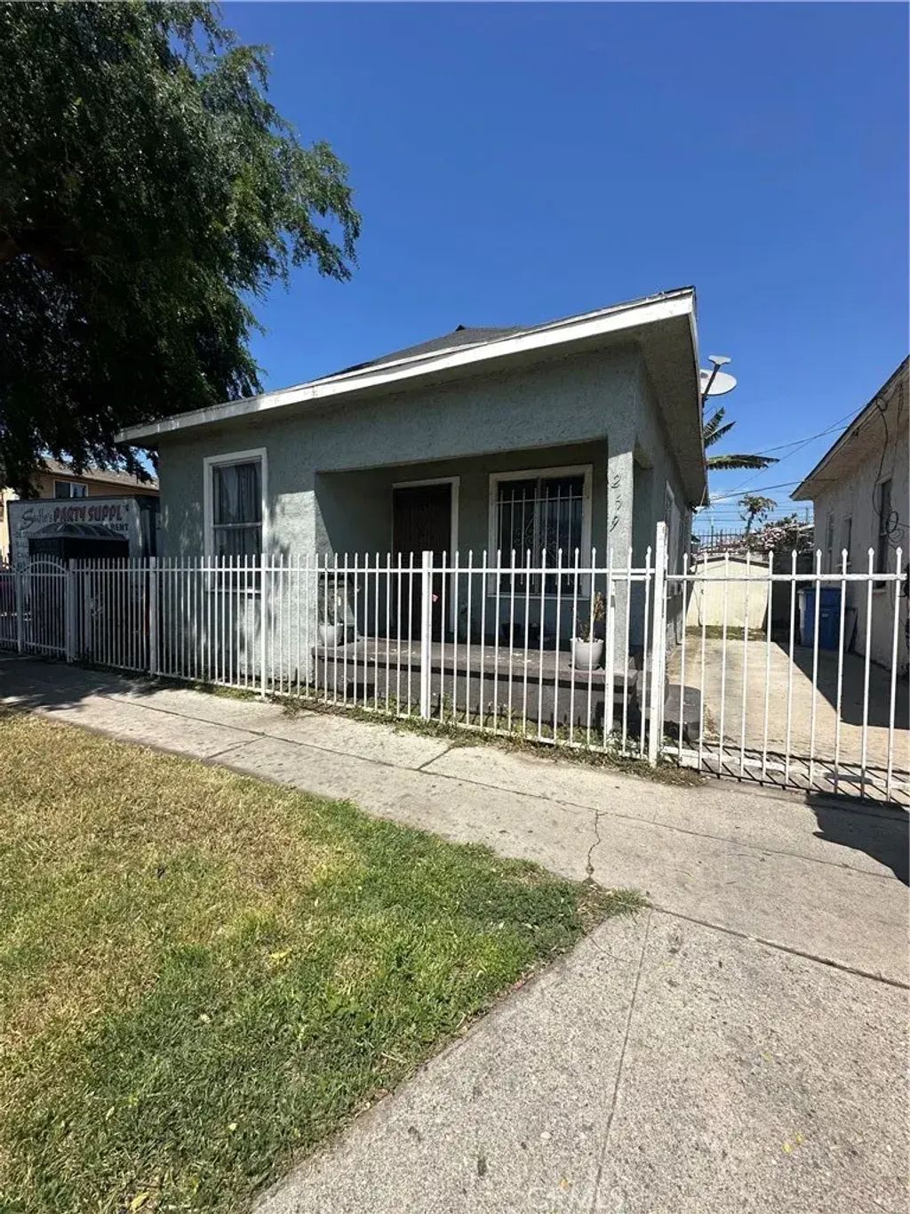 259 E 84th Place East, Los Angeles