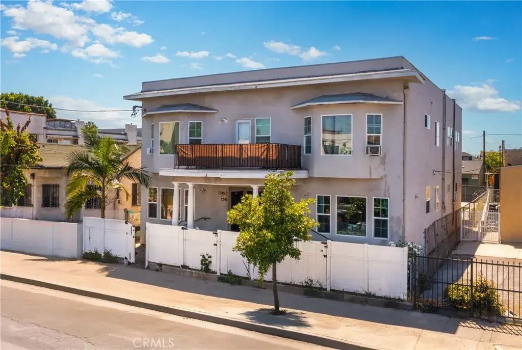 1243 S Kenmore Avenue, Los Angeles