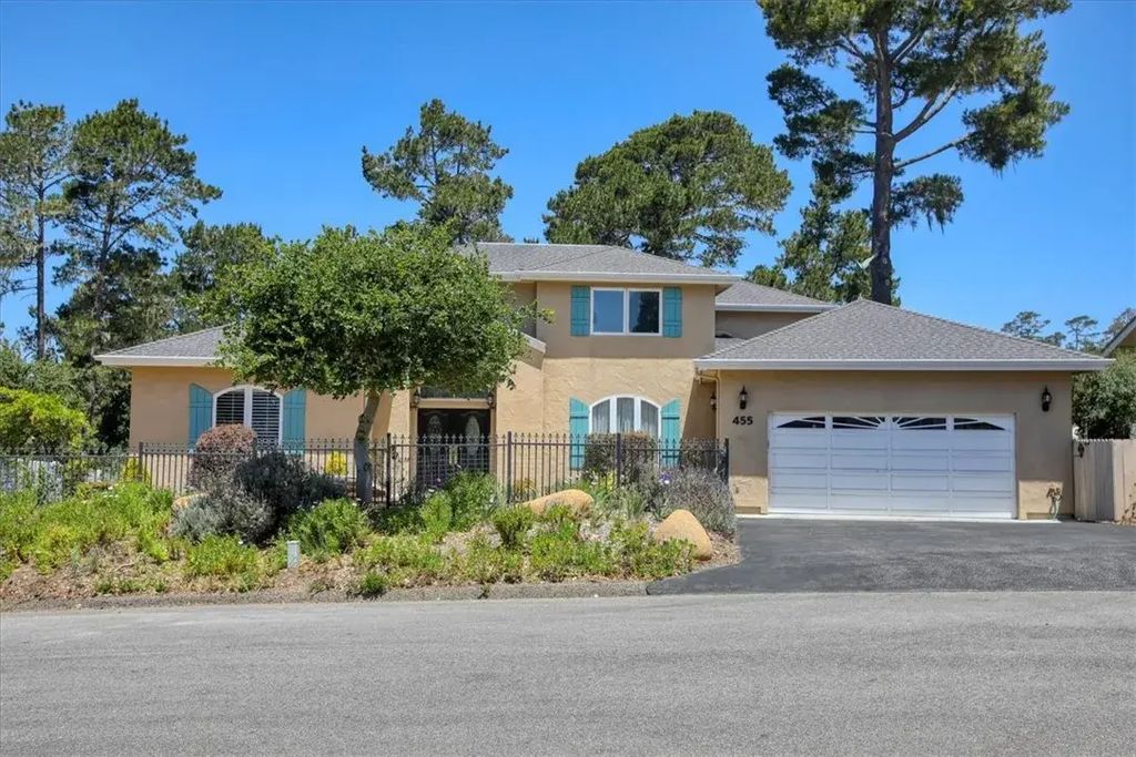 455 Chiswick Way, Cambria