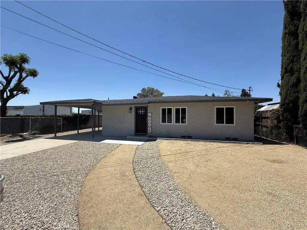 9196 Redwood Avenue, Fontana