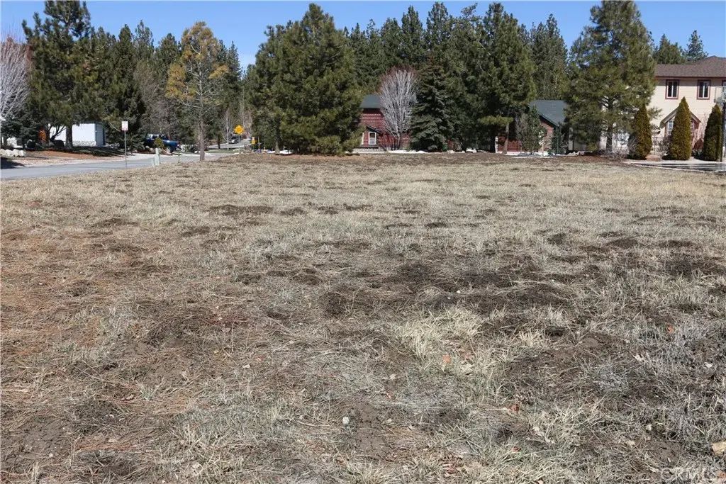 275 Meadow North, Big Bear Lake