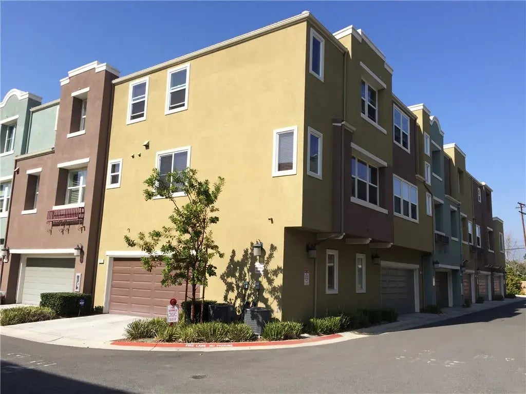 221 W Merlot Drive, Covina