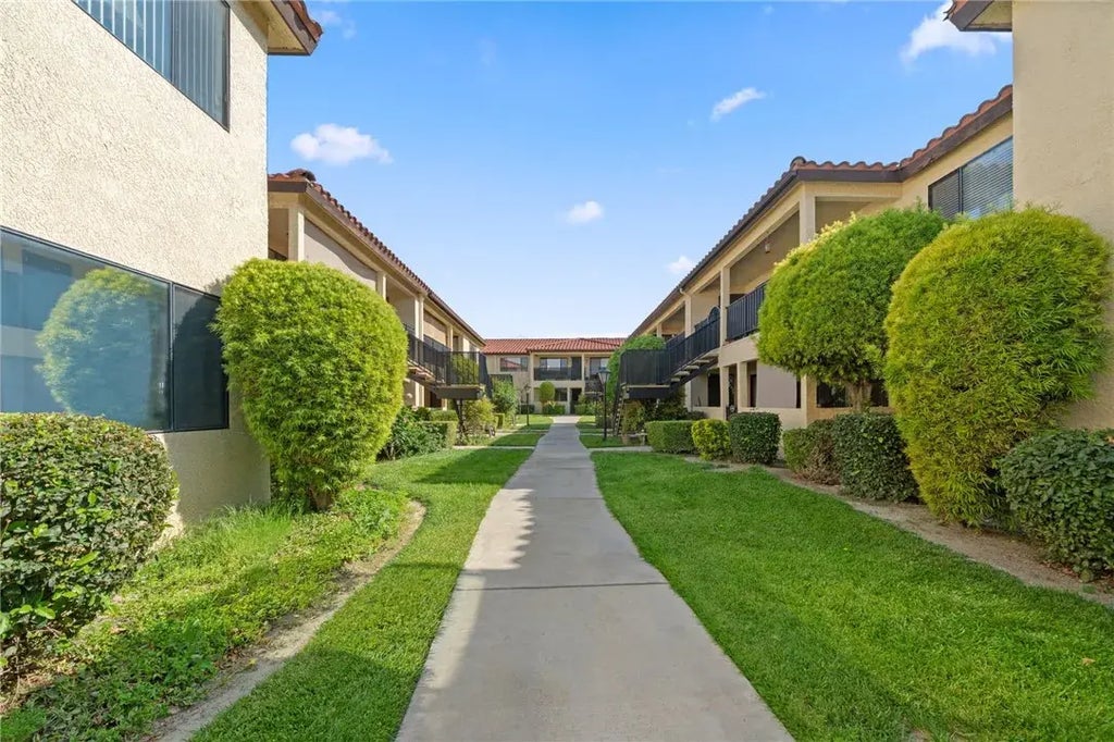 43195 Andrade Avenue L, Hemet