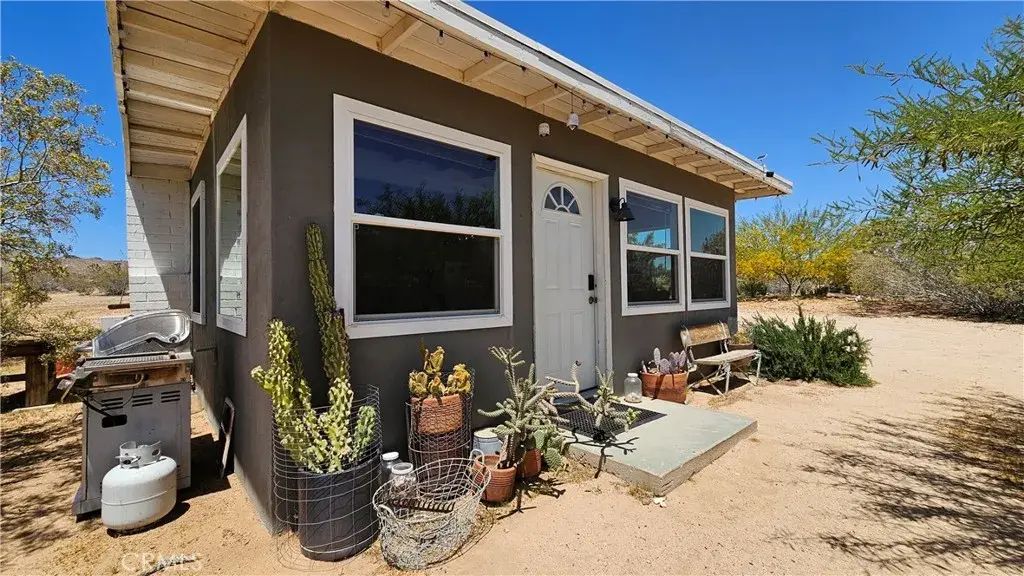 1240 Geronimo Trail, Yucca Valley