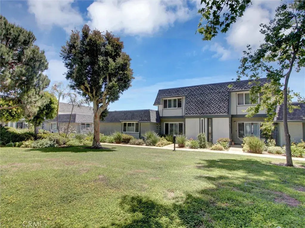 8271 Cape Horn Drive, Huntington Beach