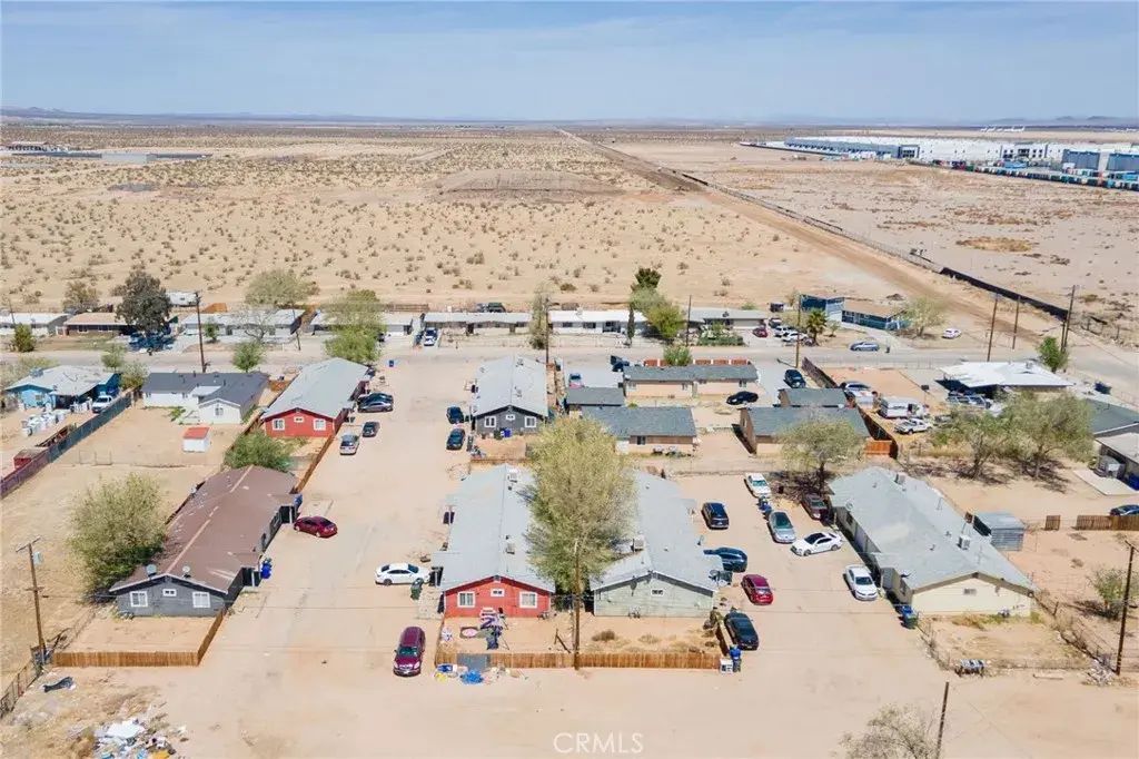 12023 Chamberlaine Way, Adelanto