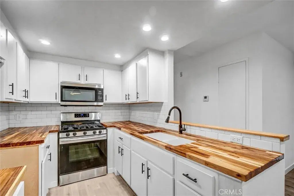 700 W 3rd Street A117, Santa Ana