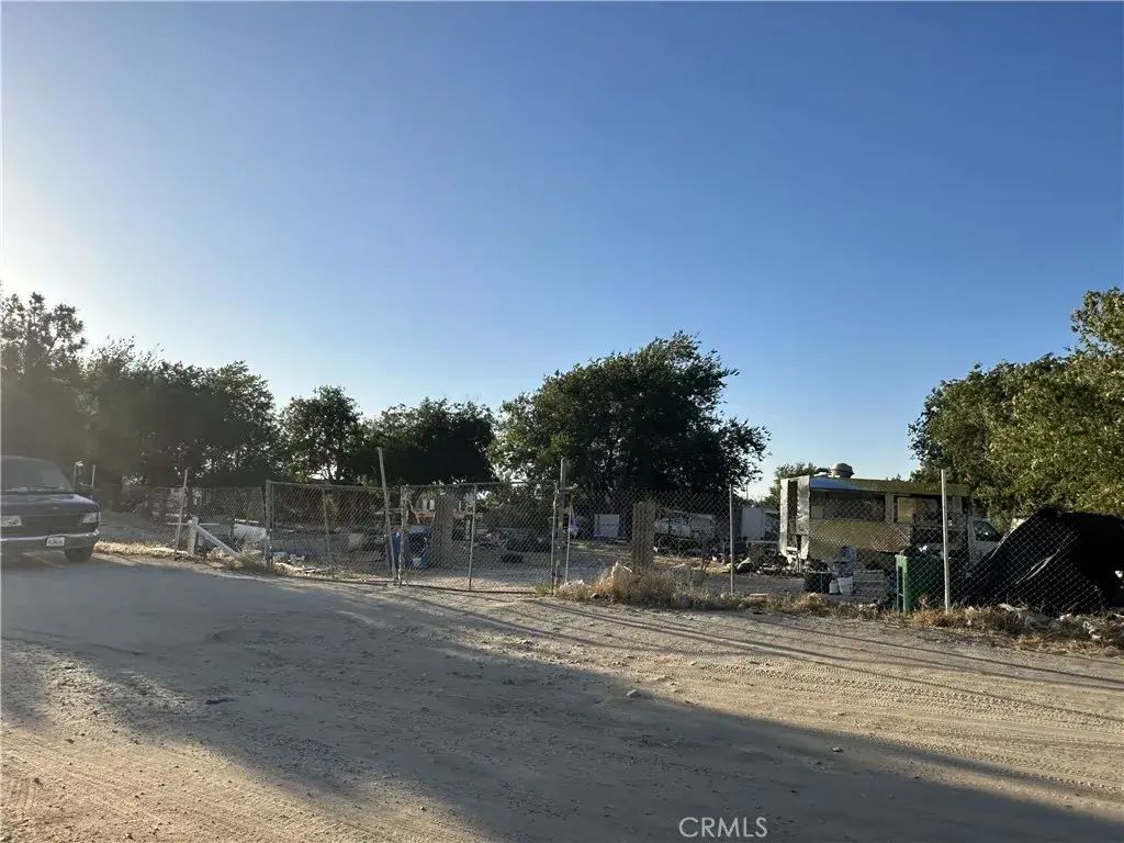E Avenue Q6, Palmdale