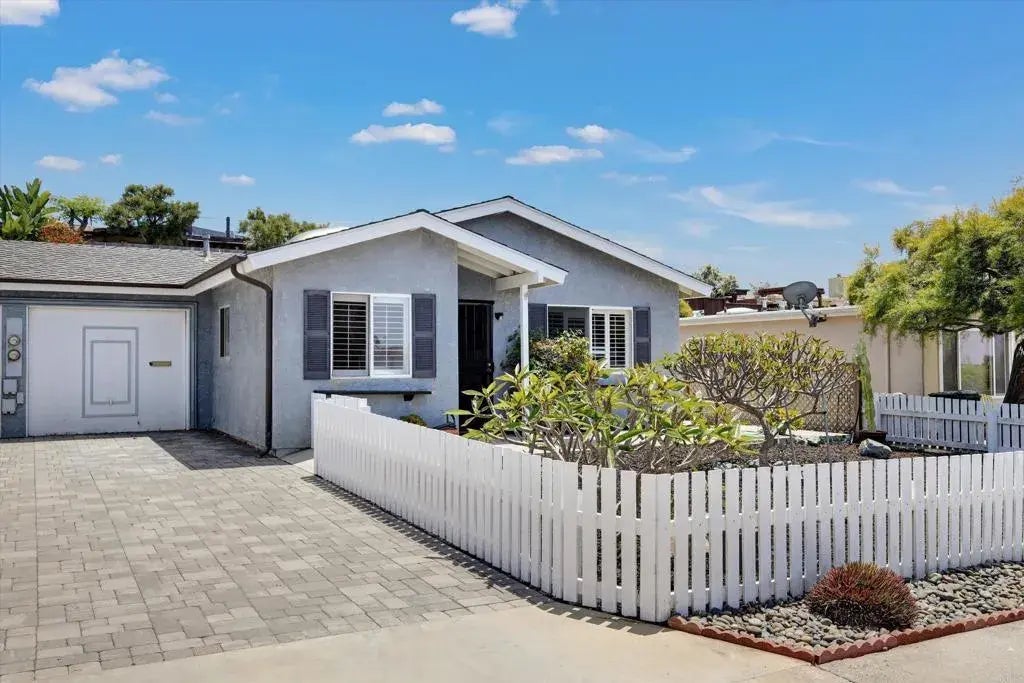269 Delphinium Street, Encinitas