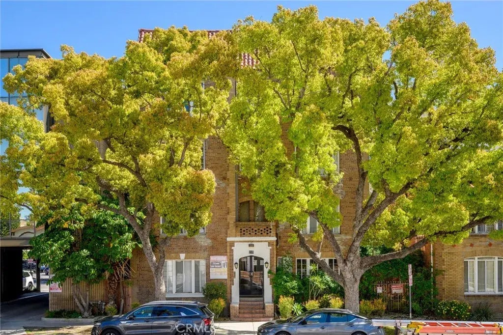 228 S Kenwood Street 306, Glendale