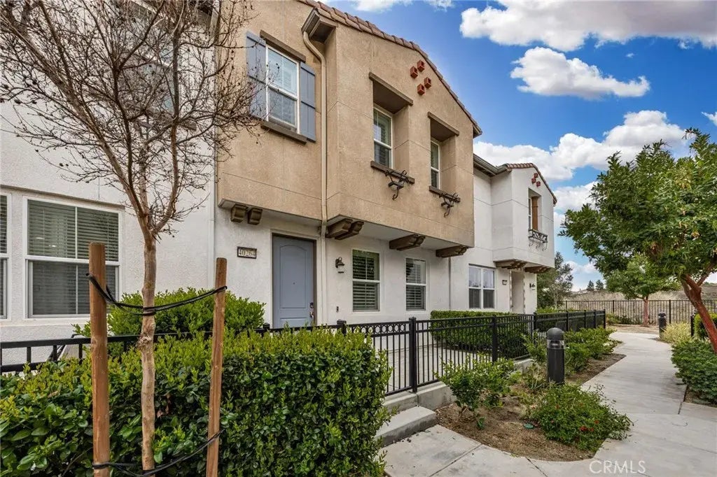 40264 Calle Real, Murrieta