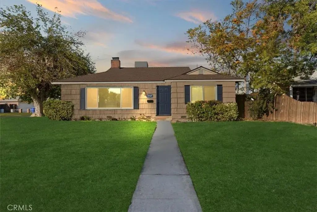3920 Navajo Avenue, Bakersfield