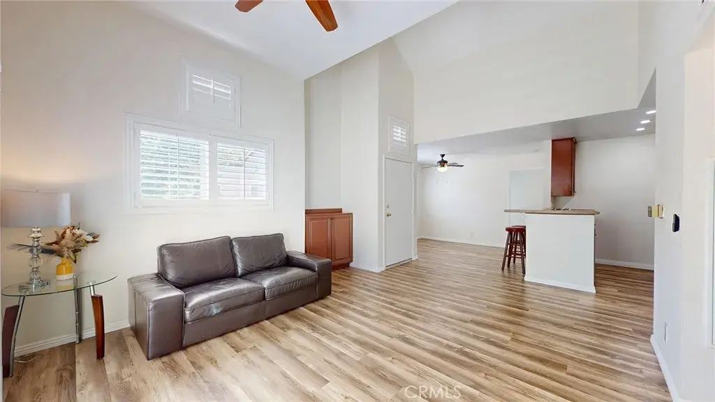 24420 Flaxwood Lane 204, Newhall